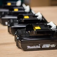 Imagem 1 da empresa JOINVILLE MÁQUINAS E FERRAMENTAS | MAKITA - DEWALT Motosserras em Joinville SC