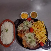 Imagem 11 da empresa RESTAURANTE EMPÓRIO NINI - SANTO ANTÔNIO DO PINHAL Restaurantes em Santo Antônio Do Pinhal SP