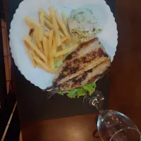 Imagem 35 da empresa RESTAURANTE EMPÓRIO NINI - SANTO ANTÔNIO DO PINHAL Restaurantes em Santo Antônio Do Pinhal SP