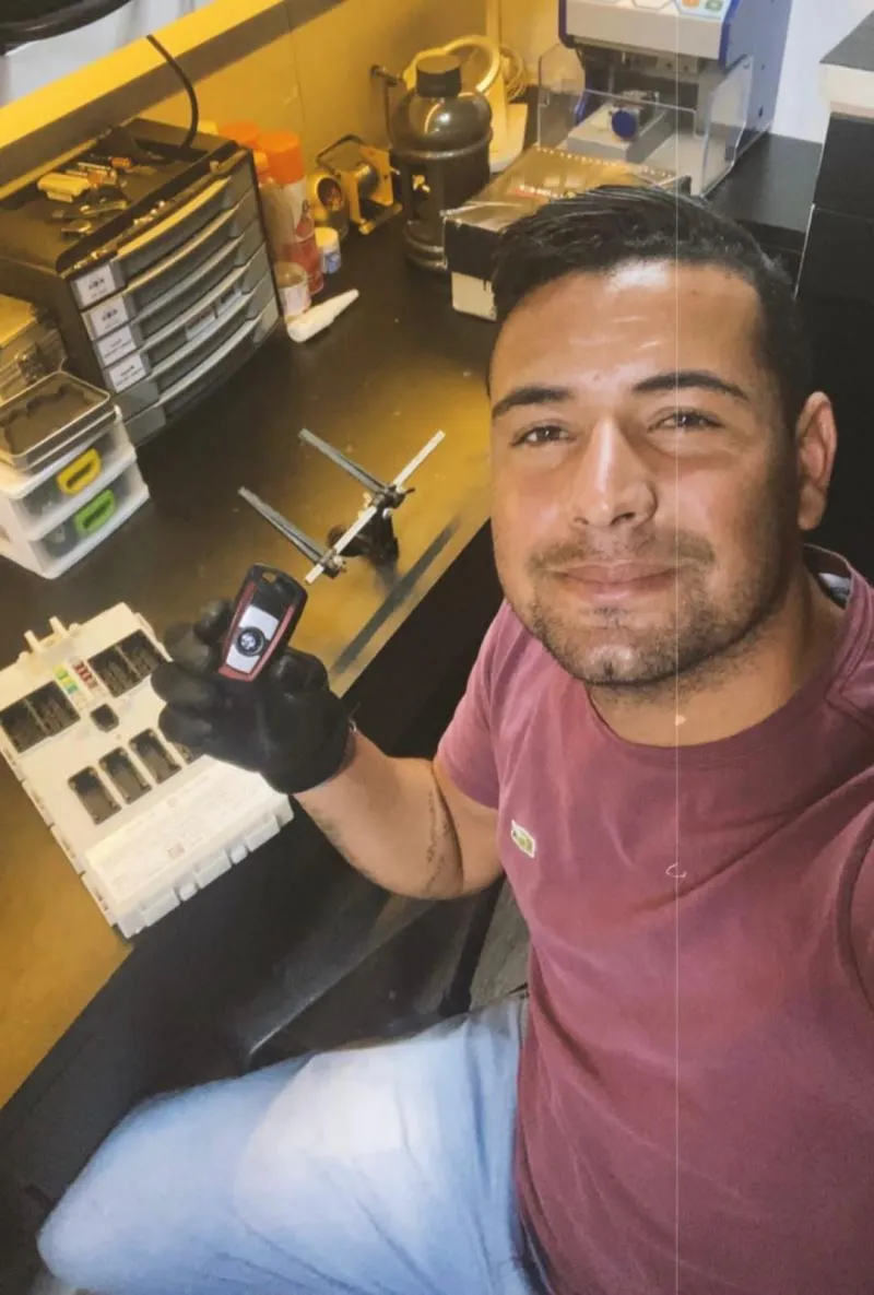 Imagem 1 da empresa CHAVEIRO OPEN MALL